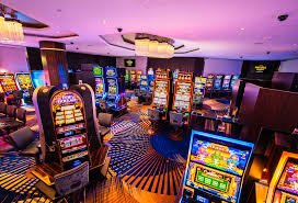 slot 7276 mobile app interface showing live casino tables and sports betting markets